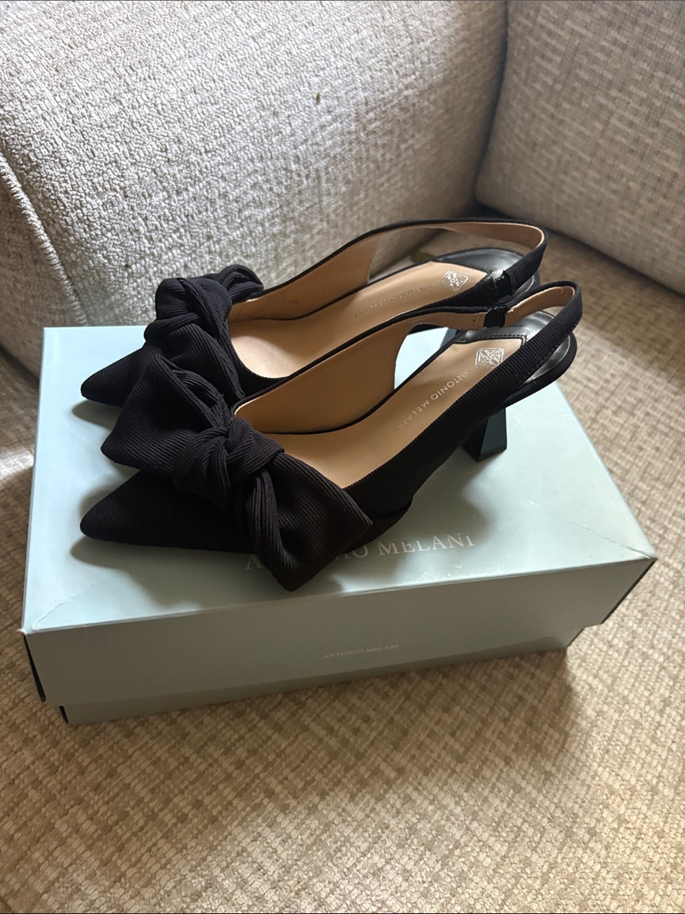 ANTONIO MELANI Black Pointed Slingback Heels with Bow Accent